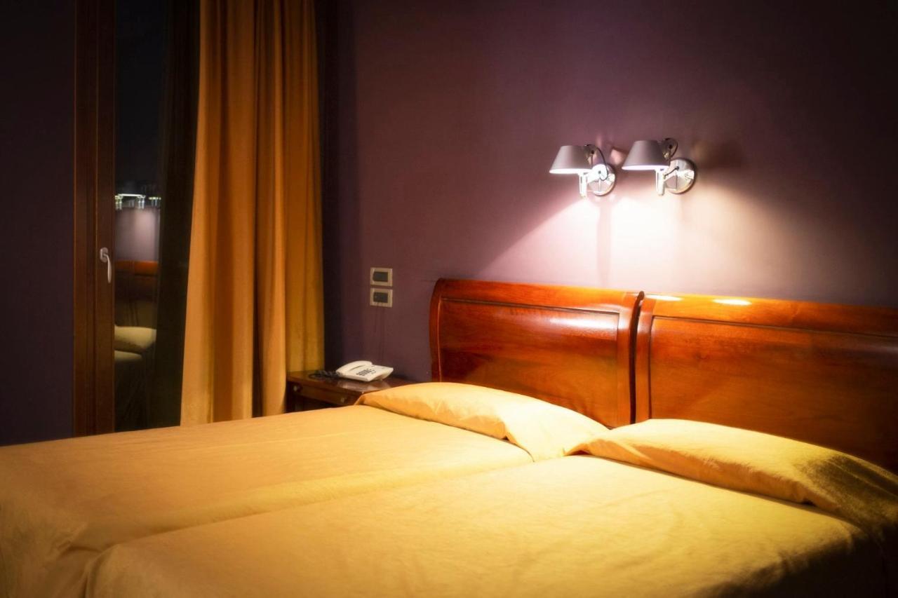 Hotel Due Platani Cornedo Vicentino Exterior photo